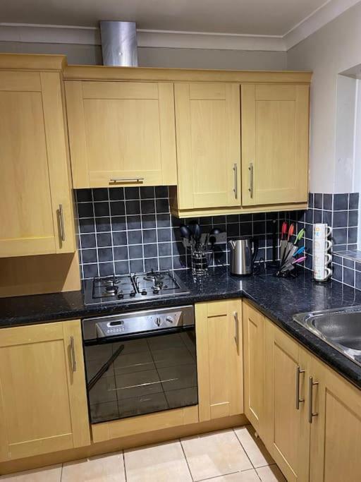 Walnut Apartment Larne Exterior photo